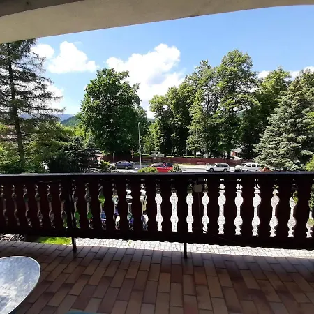 Uslugi Hotelarskie Karpacz Exterior photo