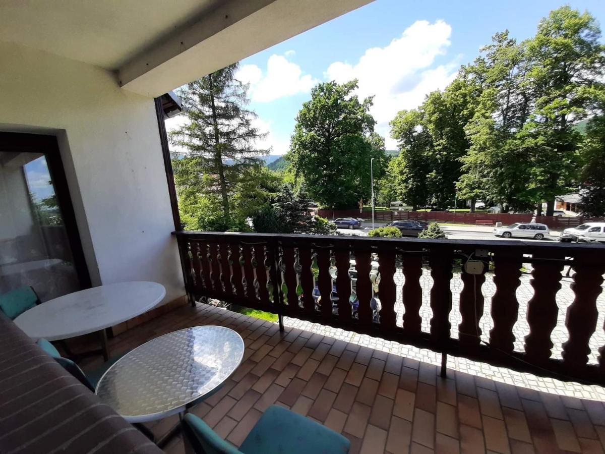 Uslugi Hotelarskie Hotel 2*