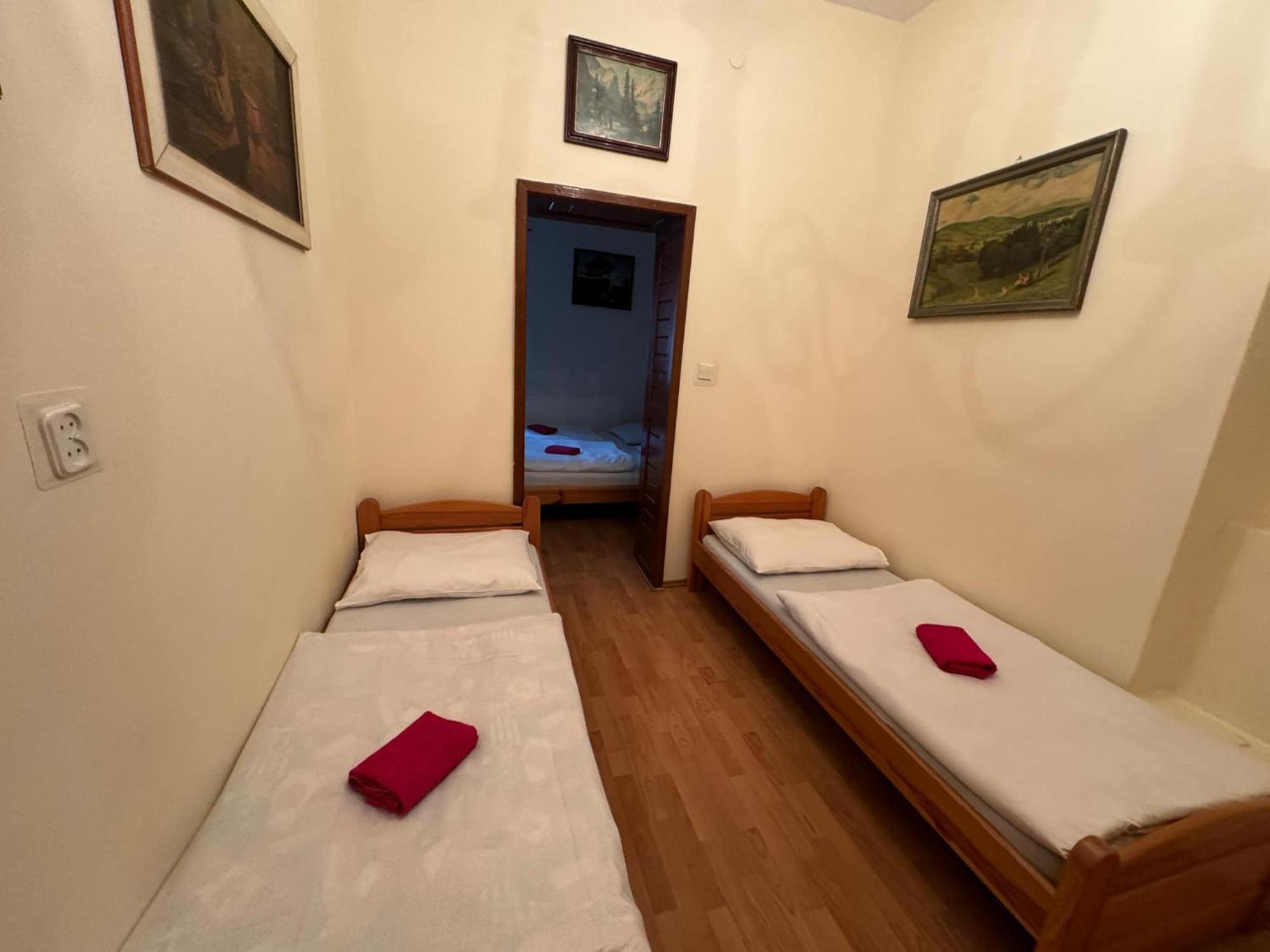 Hotel Uslugi Hotelarskie